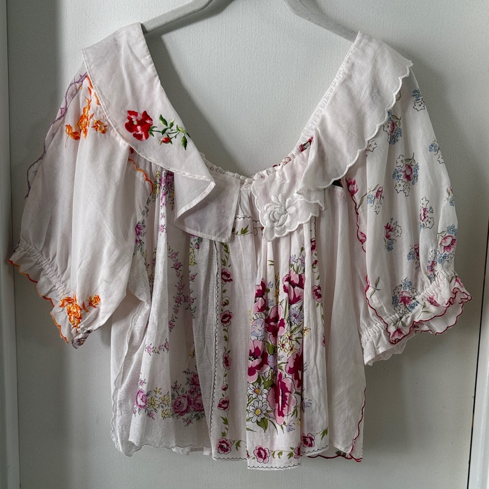 Anthropologie White Floral Embroidered Blouse